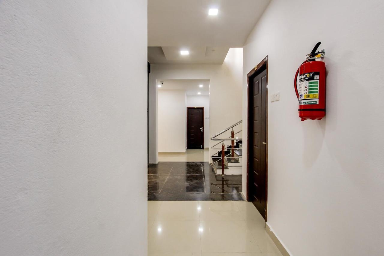 Oyo 69625 Mayuraa Residency Hotel Кумбаконам Екстериор снимка