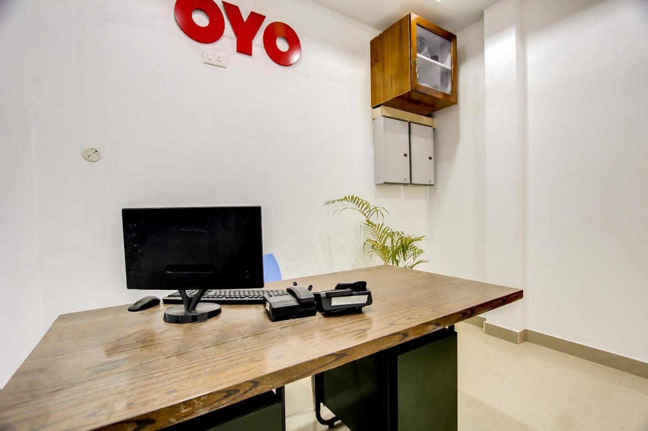 Oyo 69625 Mayuraa Residency Hotel Кумбаконам Екстериор снимка