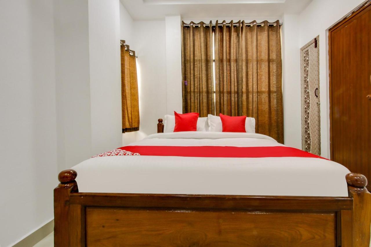 Oyo 69625 Mayuraa Residency Hotel Кумбаконам Екстериор снимка