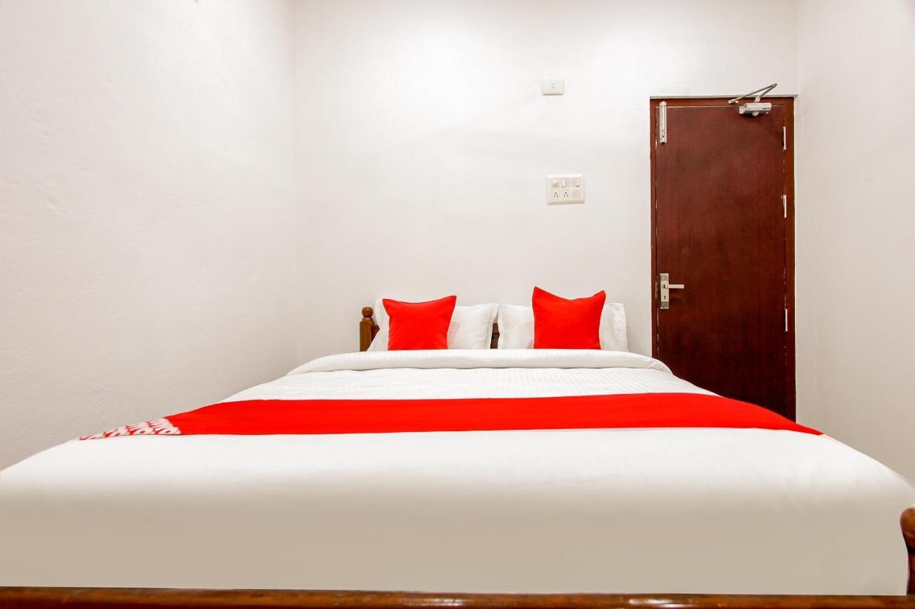 Oyo 69625 Mayuraa Residency Hotel Кумбаконам Екстериор снимка